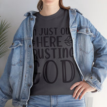Trusting god Unisex Heavy Cotton Tee