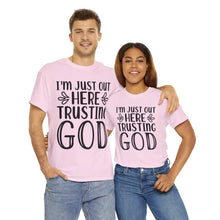Trusting god Unisex Heavy Cotton Tee