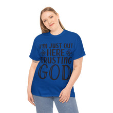 Trusting god Unisex Heavy Cotton Tee