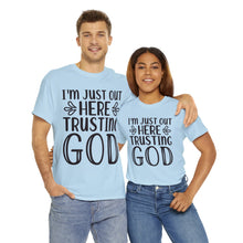 Trusting god Unisex Heavy Cotton Tee