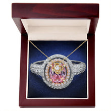 necklace greg