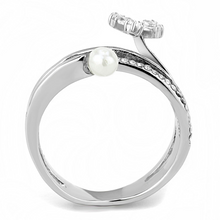 DA059 - Stainless Steel Ring High polished (no plating) Women Synthetic White