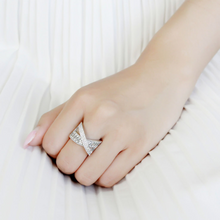 DA361 - Stainless Steel Ring High polished (no plating) Women AAA Grade CZ Clear